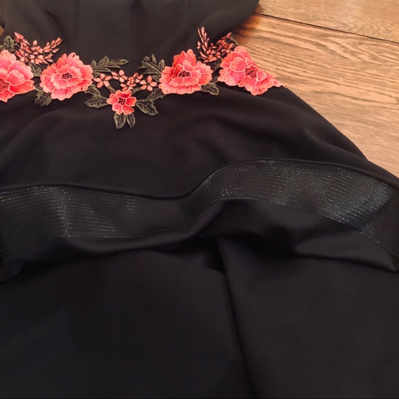 Little Black Party Dress - Picture 4 of 7